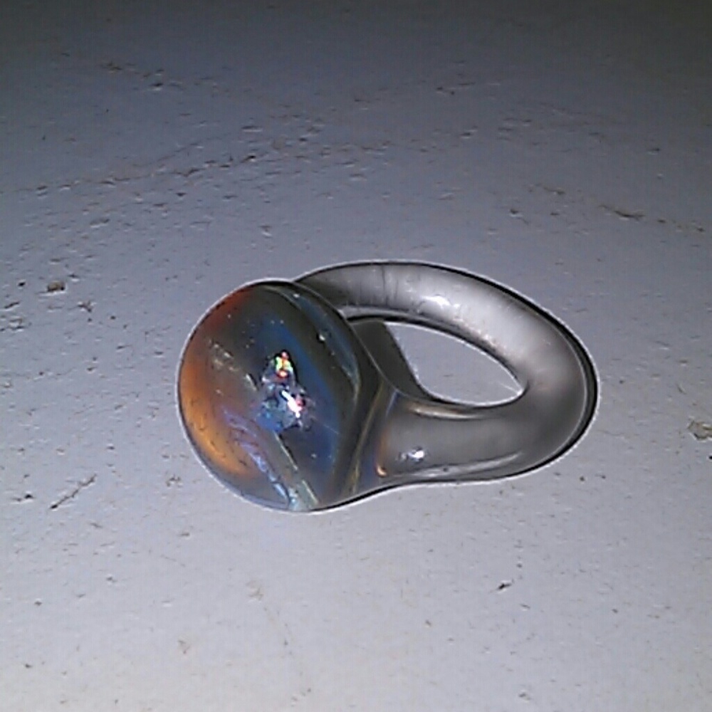 Glass ring